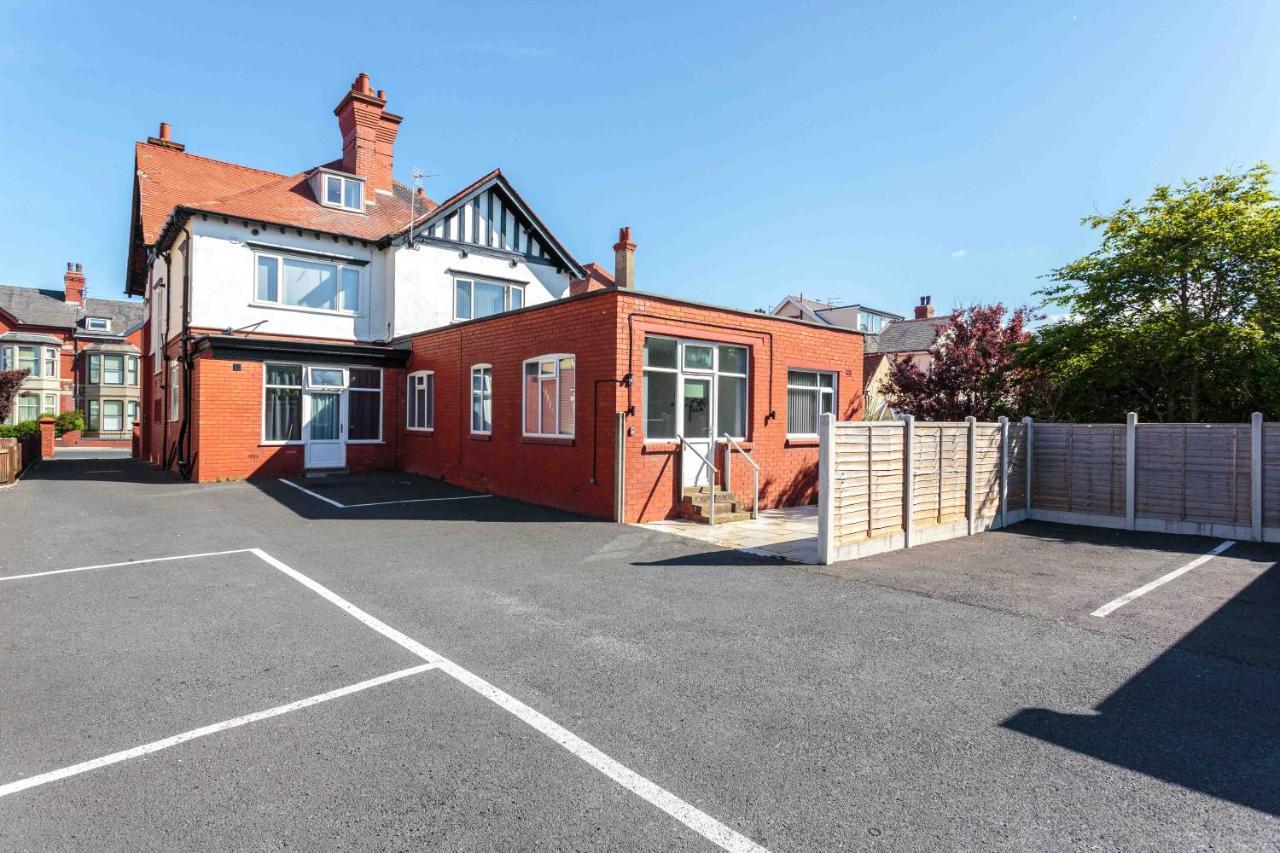 Cherry Property - Mulberry Suite Blackpool Buitenkant foto